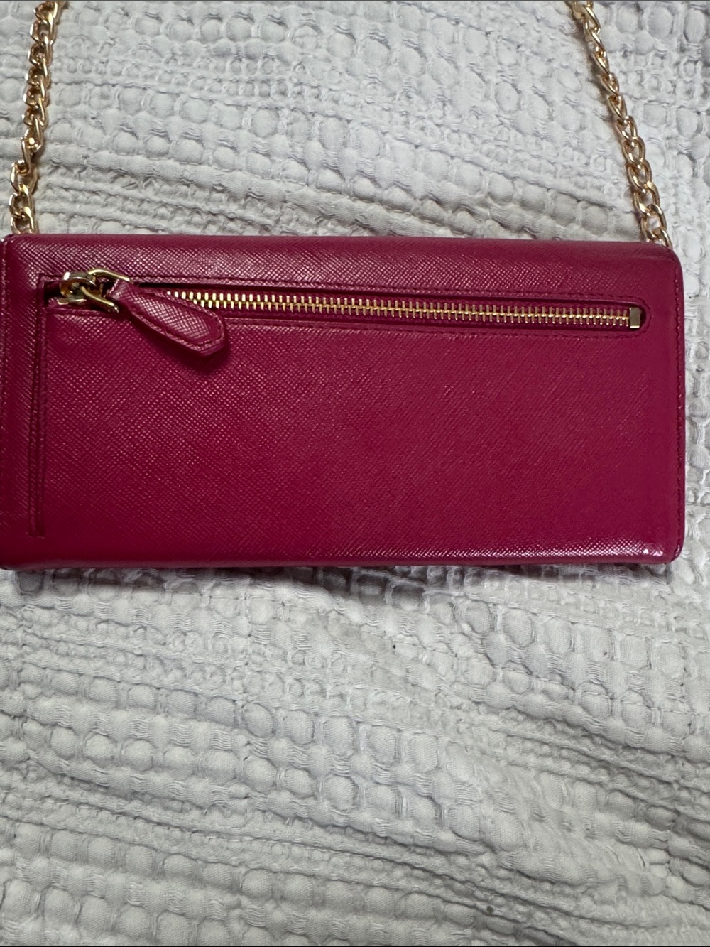 Prada Crossbody Wallet in Deep Pink with Gold Chain - Picture 2 of 6